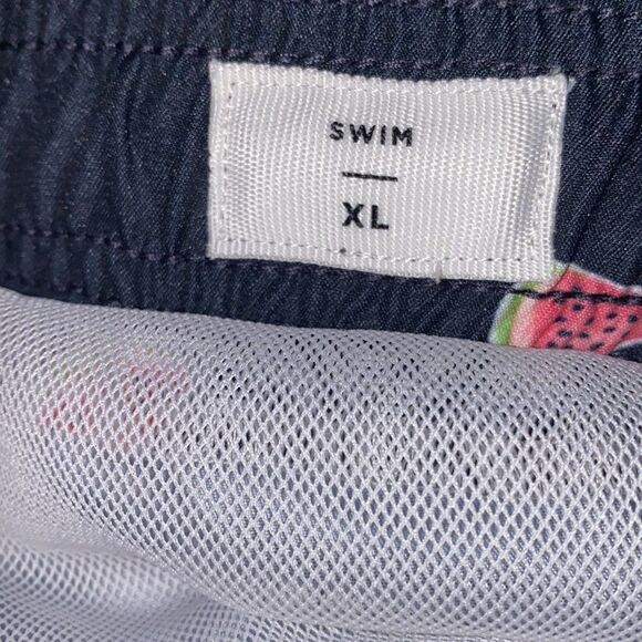 ✨HP✨PacSun Watermelon 17" Swim Trunks✨ - Picture 6 of 7